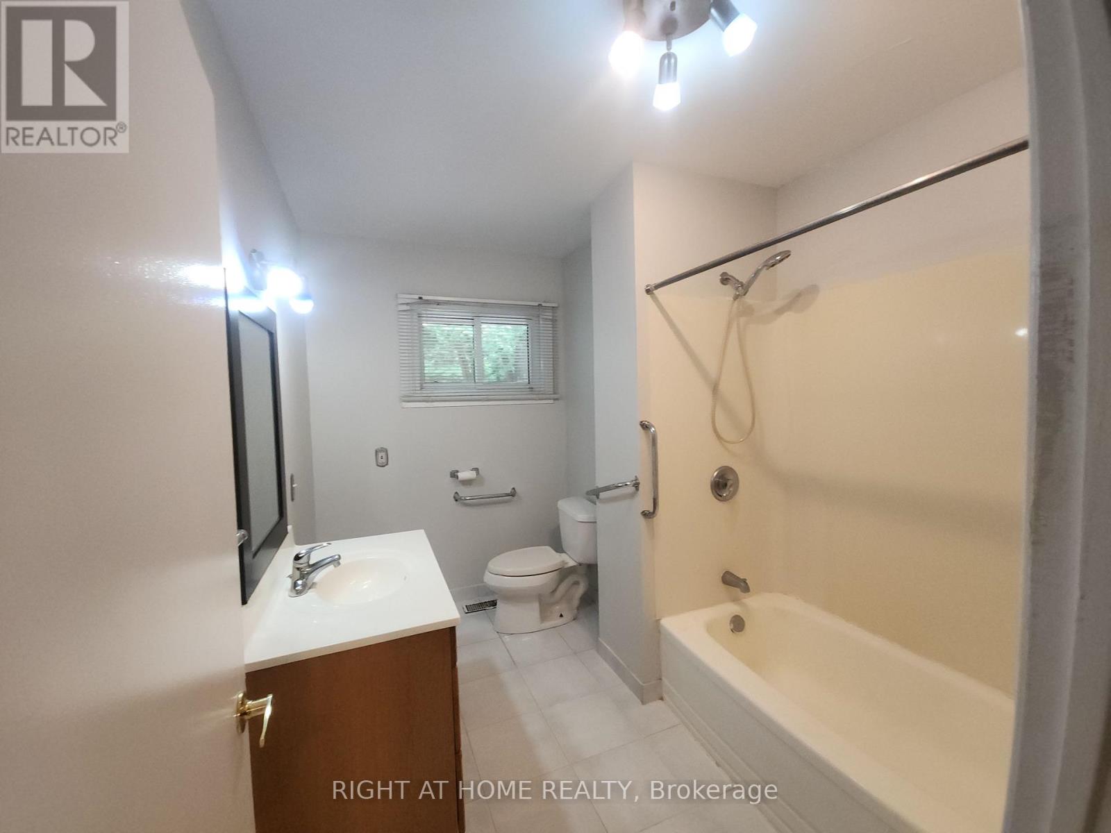1023 Carson Road, Springwater, Ontario  L4M 4S5 - Photo 17 - S13712266