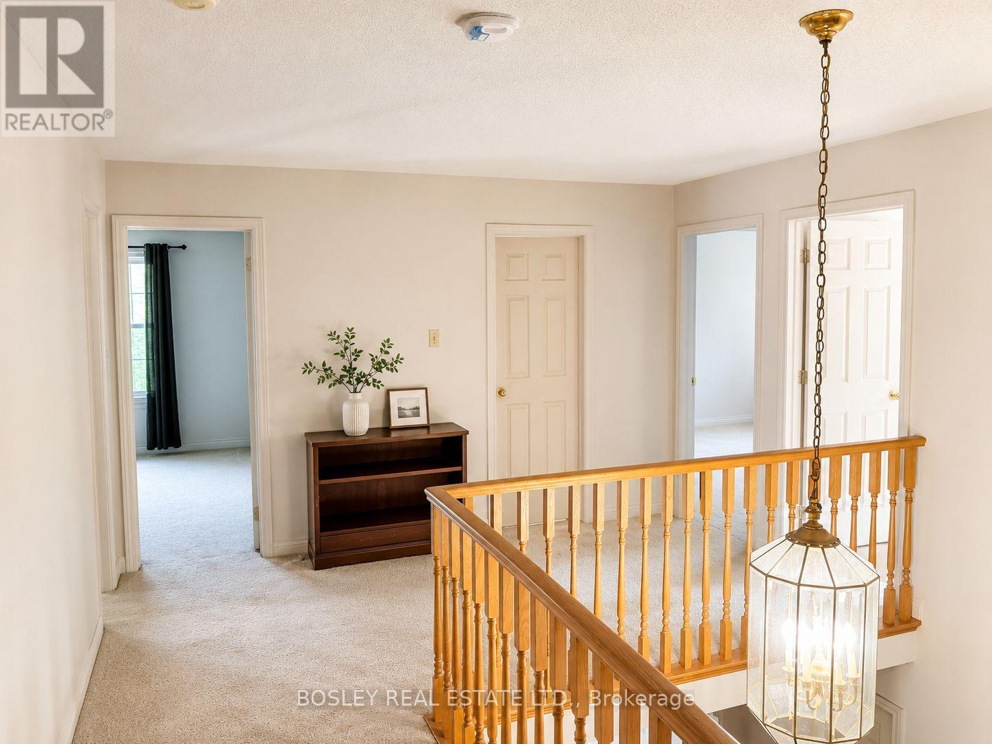 1606 Heritage Way, Oakville, Ontario  L6M 2Z5 - Photo 9 - W13722088
