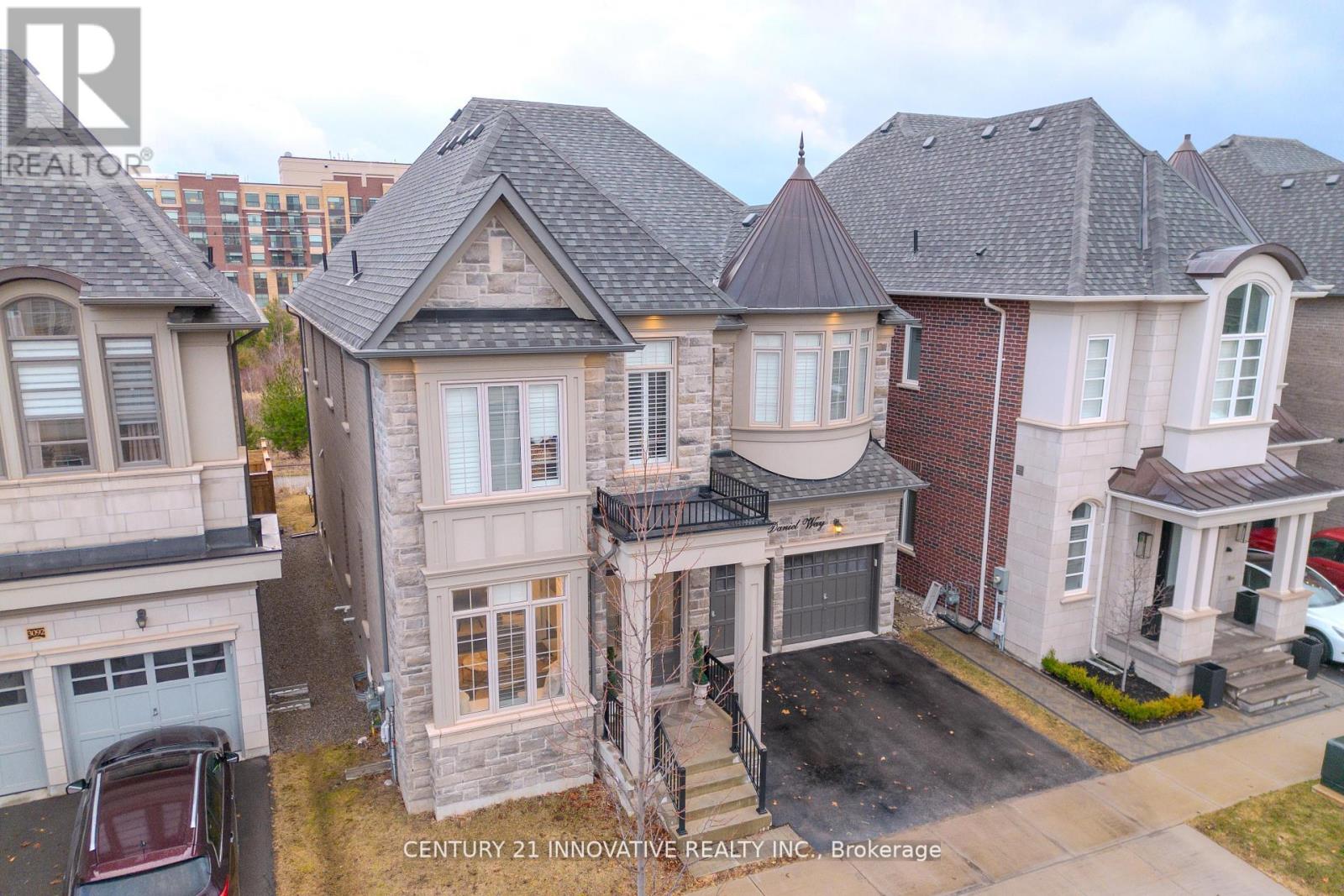 3096 Daniel Way, Oakville, Ontario  L6H 0V1 - Photo 2 - W13722104