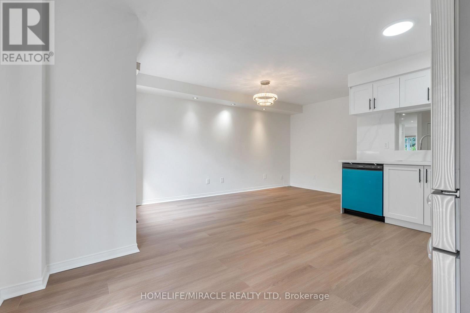 4191 Goldenrod Crescent, Mississauga, Ontario  L5V 3C2 - Photo 6 - W13722114