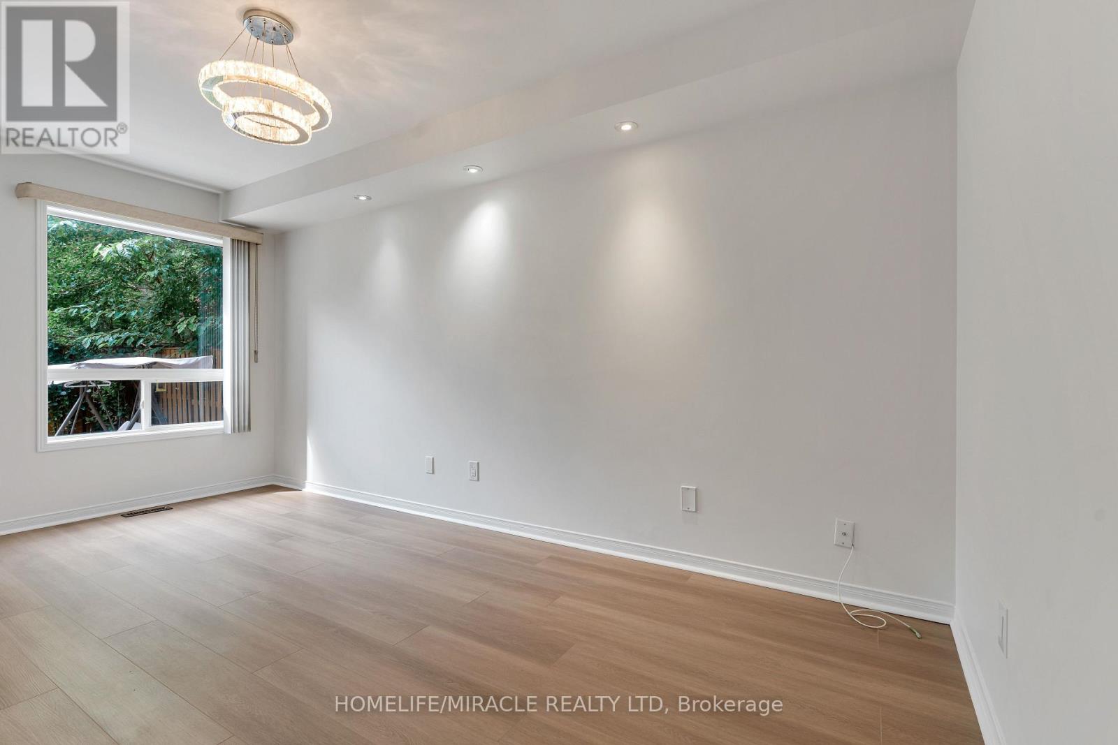 4191 Goldenrod Crescent, Mississauga, Ontario  L5V 3C2 - Photo 8 - W13722114