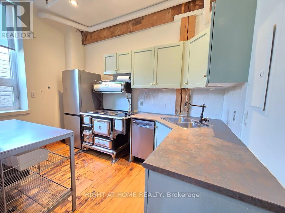12 - 121 Prescott Avenue, Toronto, Ontario  M6N 3G8 - Photo 8 - W13722142