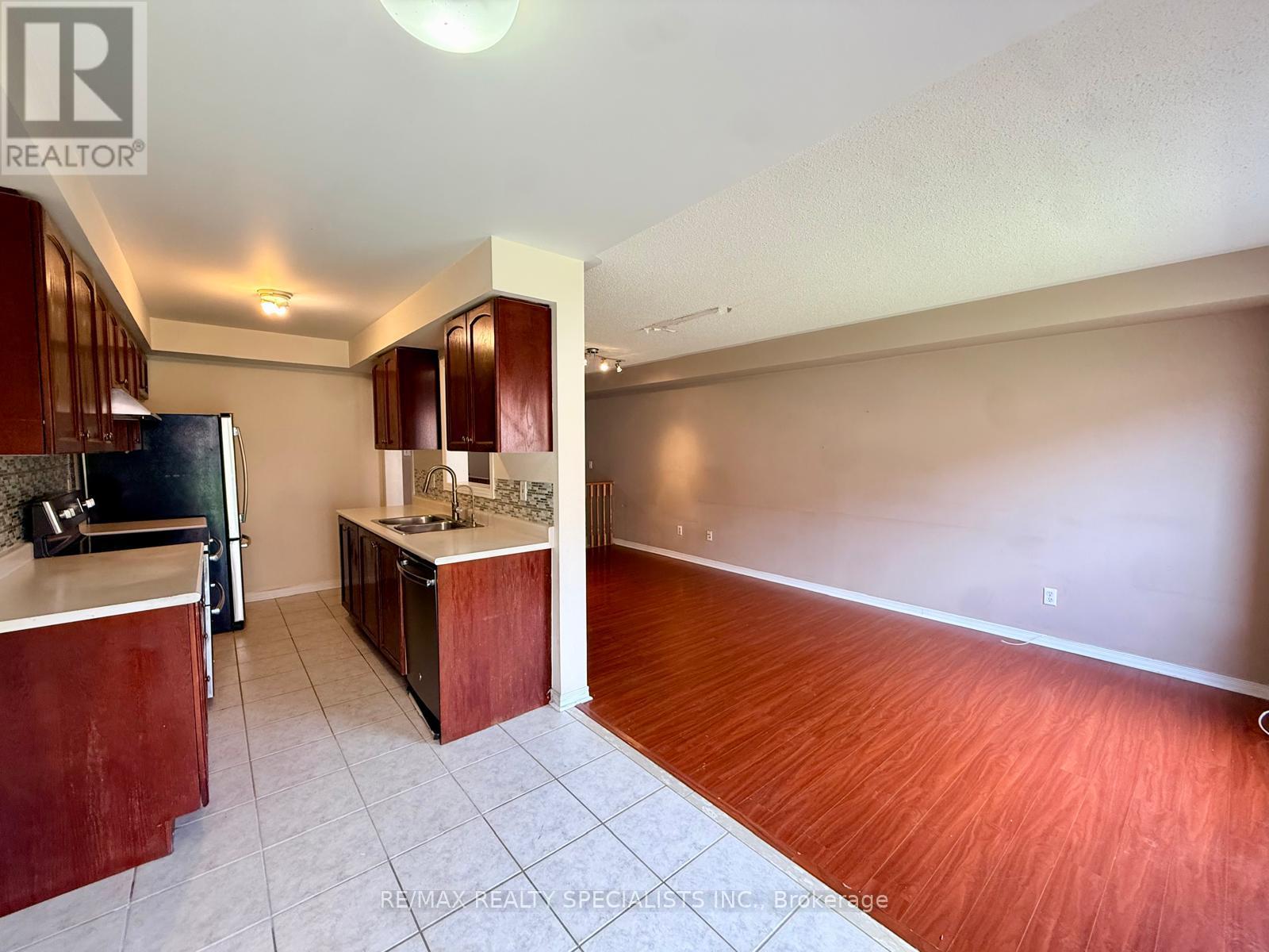 172 - 525 Novo Star Drive, Mississauga, Ontario  L5W 1X8 - Photo 12 - W13722172