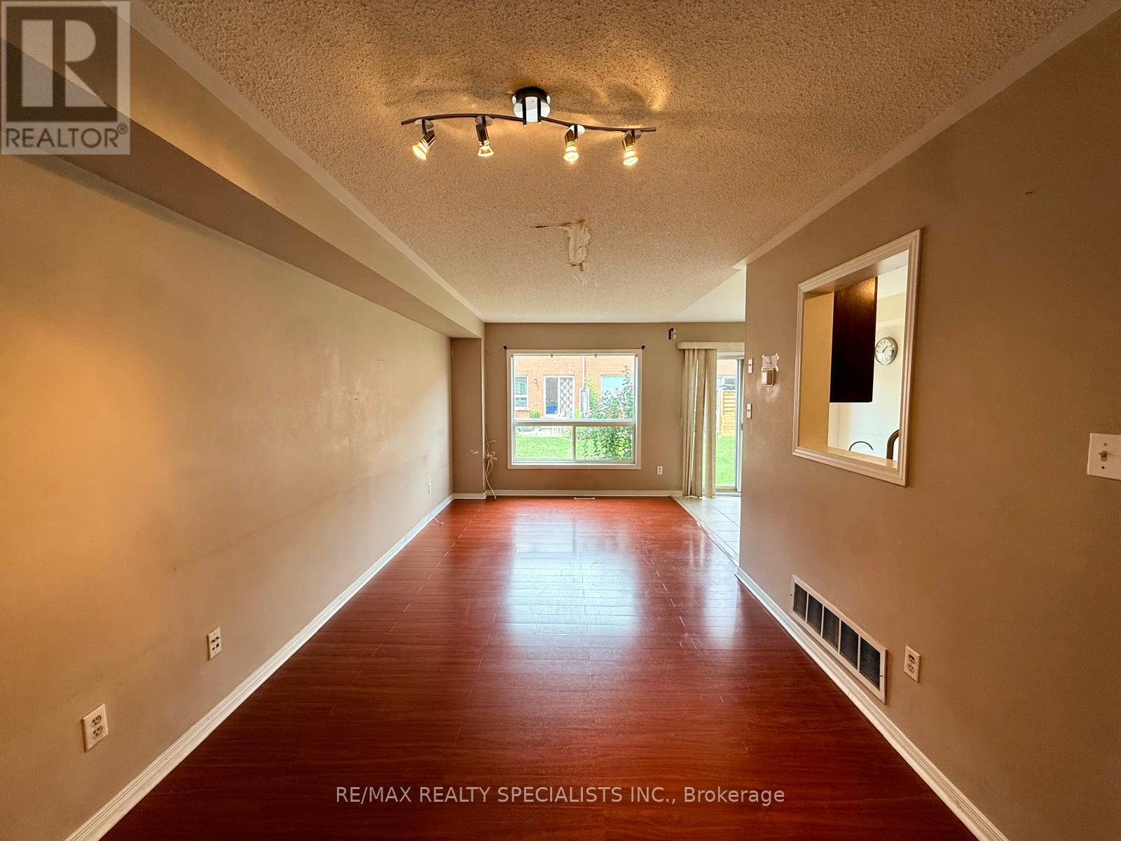 172 - 525 Novo Star Drive, Mississauga, Ontario  L5W 1X8 - Photo 5 - W13722172