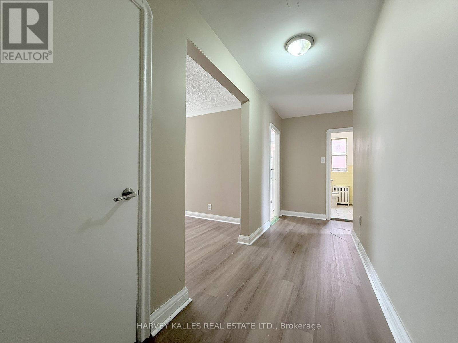 6 - 88 Trethewey Drive, Toronto, Ontario  M6M 4B4 - Photo 3 - W13722174