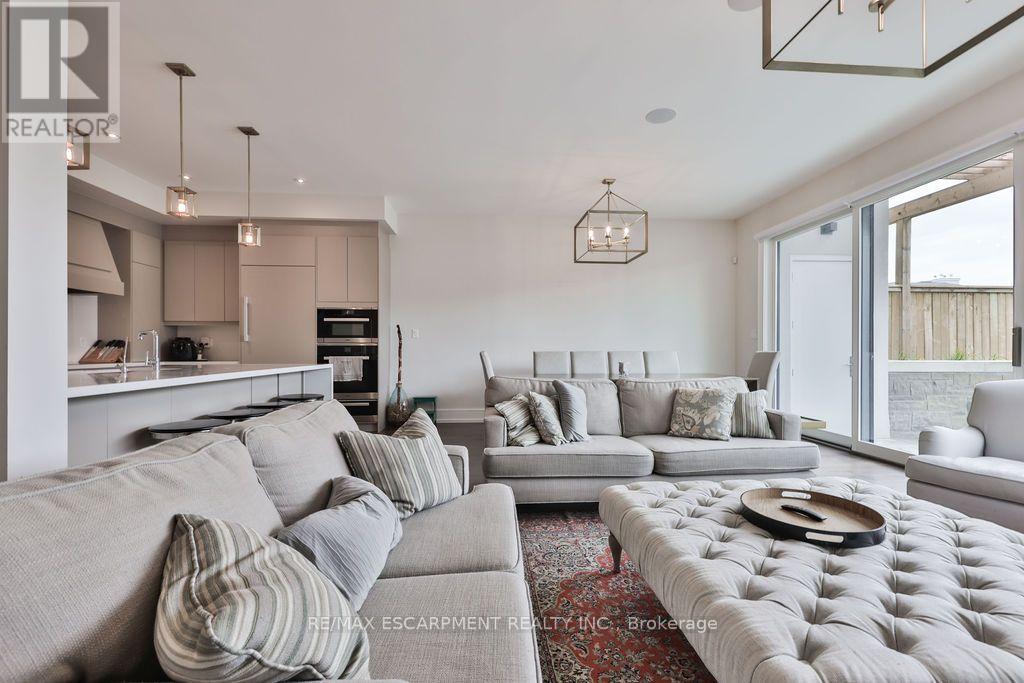 16 - 10 Maple Grove Drive, Oakville, Ontario  L6J 0E1 - Photo 10 - W13722284