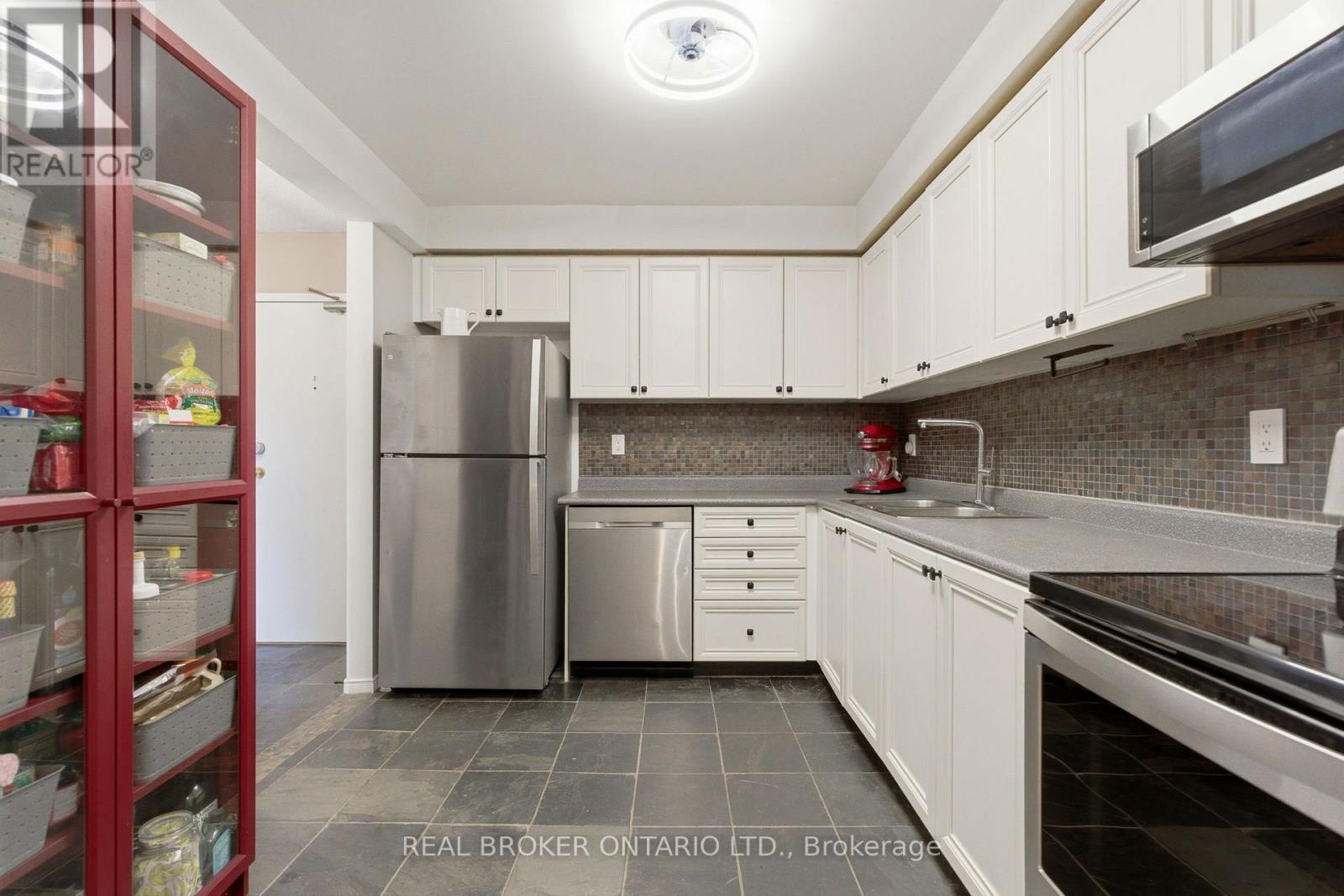 302c - 211 Forum Drive, Mississauga, Ontario  L4Z 4C1 - Photo 10 - W13722294