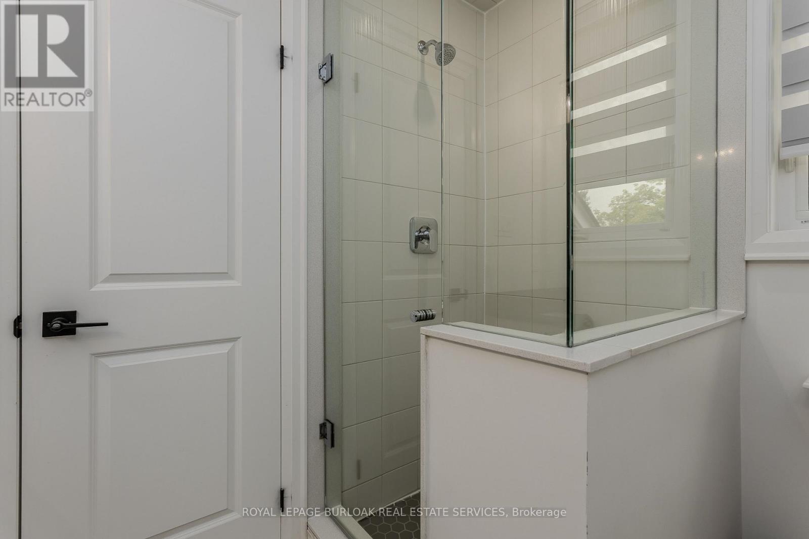 3 - 2071 Ghent Avenue, Burlington, Ontario  L7R 1Y4 - Photo 42 - W13722306