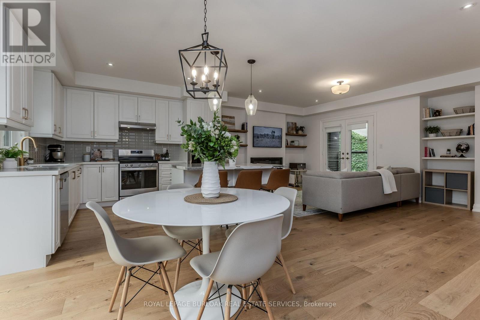 3 - 2071 Ghent Avenue, Burlington, Ontario  L7R 1Y4 - Photo 5 - W13722306
