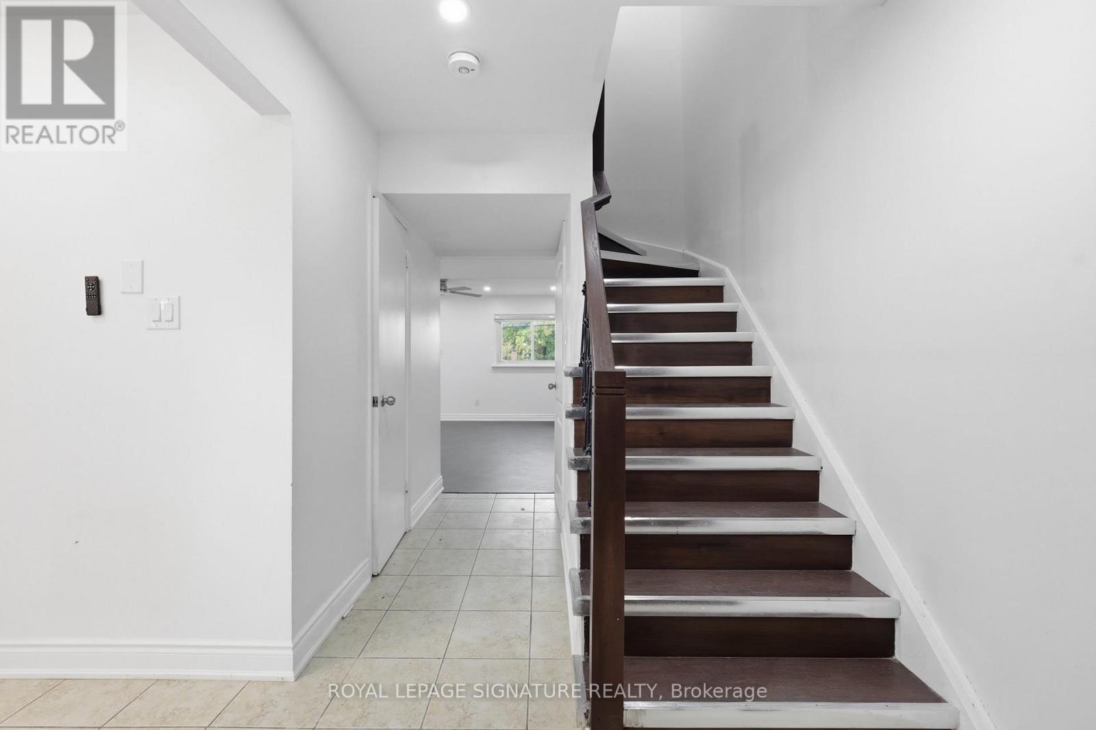 94 - 1020 Central Park Drive, Brampton, Ontario  L6S 3J5 - Photo 5 - W13722342