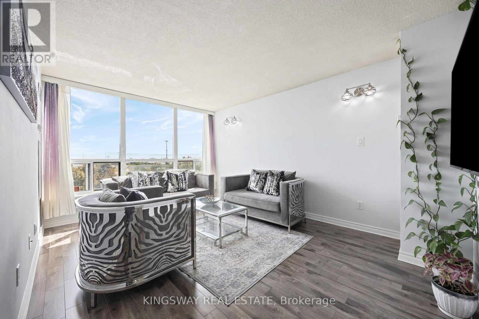 507 - 12 Laurelcrest Street, Brampton, Ontario  L6S 5Y4 - Photo 6 - W13722354