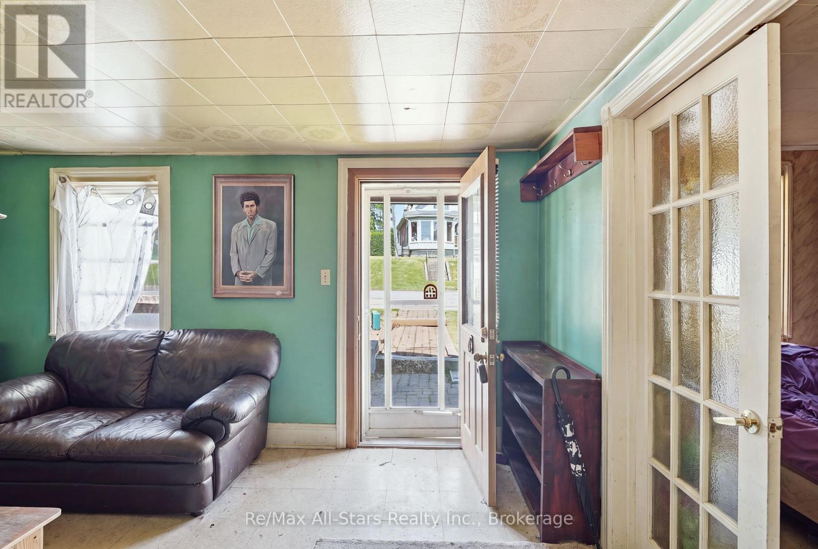 106 Bond Street E, Kawartha Lakes, Ontario  K0M 1N0 - Photo 5 - X13614054