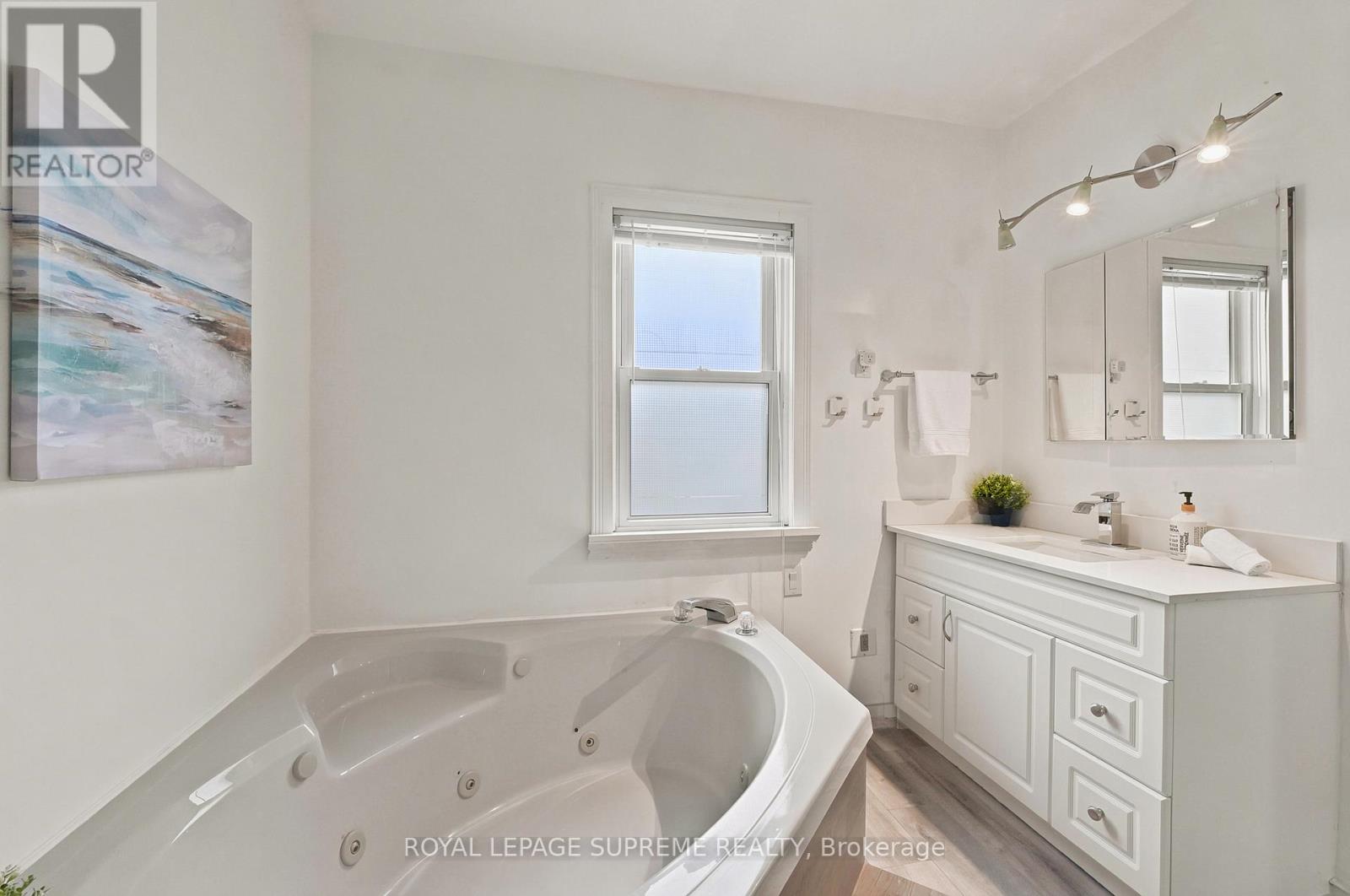 24 Alexandra Boulevard, St. Catharines, Ontario  L2P 1J7 - Photo 35 - X13722086