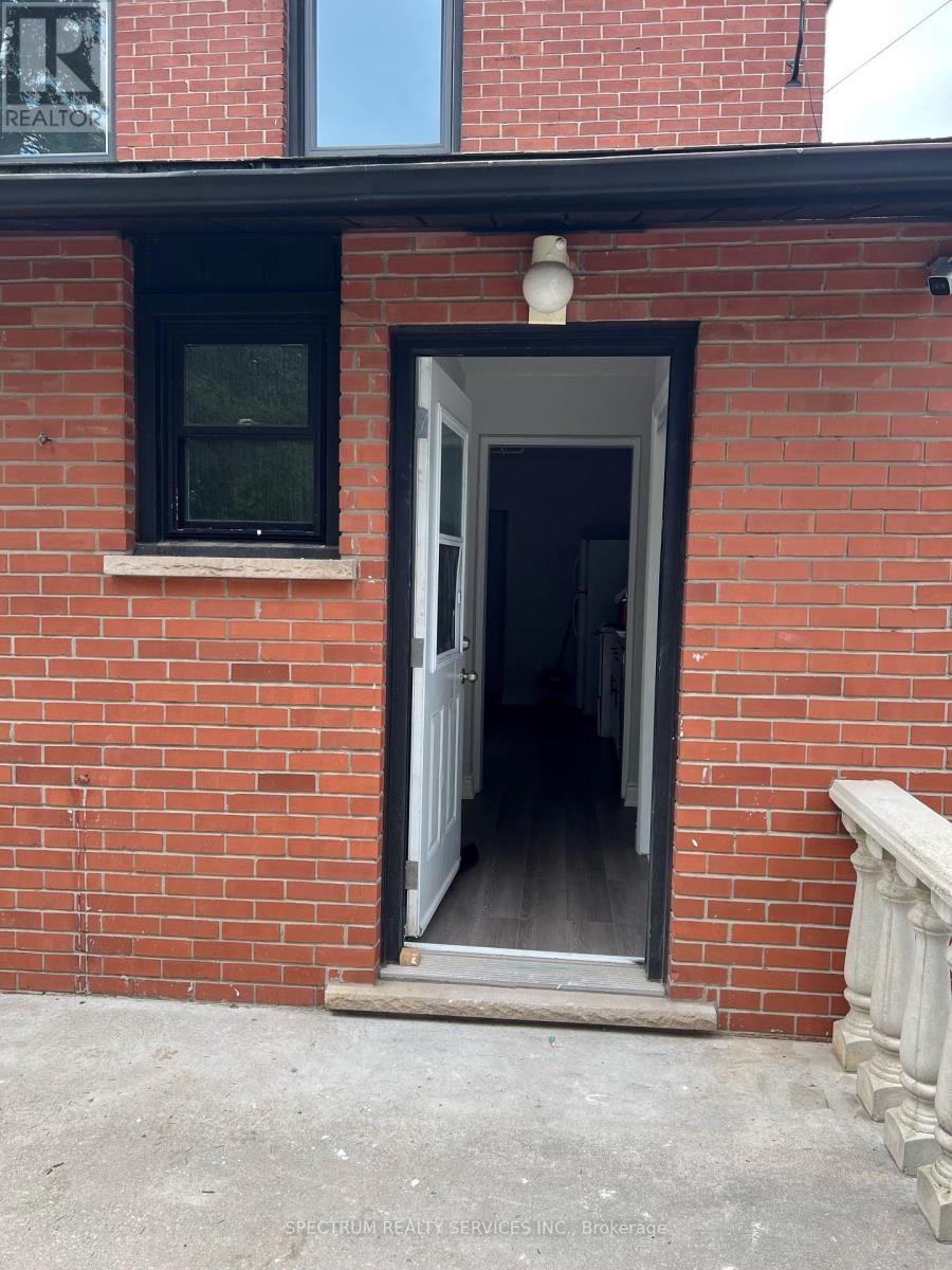 161 Rothsay Avenue, Hamilton, Ontario  L8M 3G5 - Photo 11 - X13722134