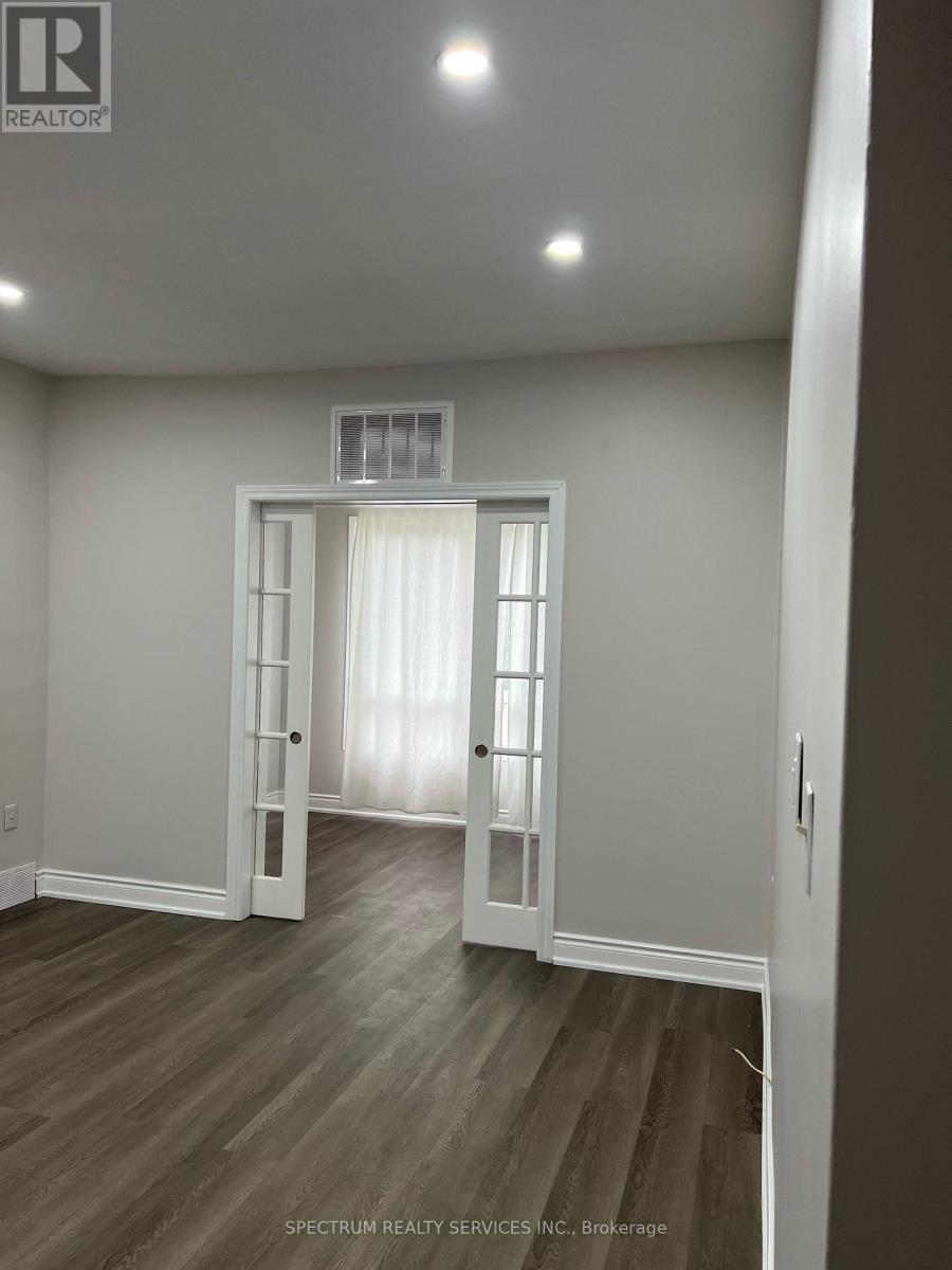 161 Rothsay Avenue, Hamilton, Ontario  L8M 3G5 - Photo 5 - X13722134