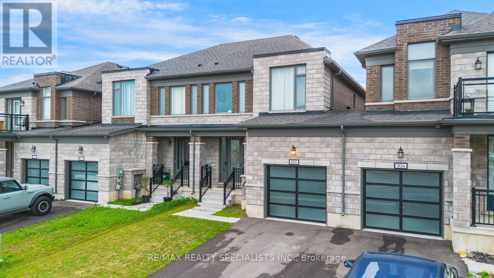908 Sobeski Avenue, Woodstock, Ontario  N4T 0N7 - Photo 2 - X13722216