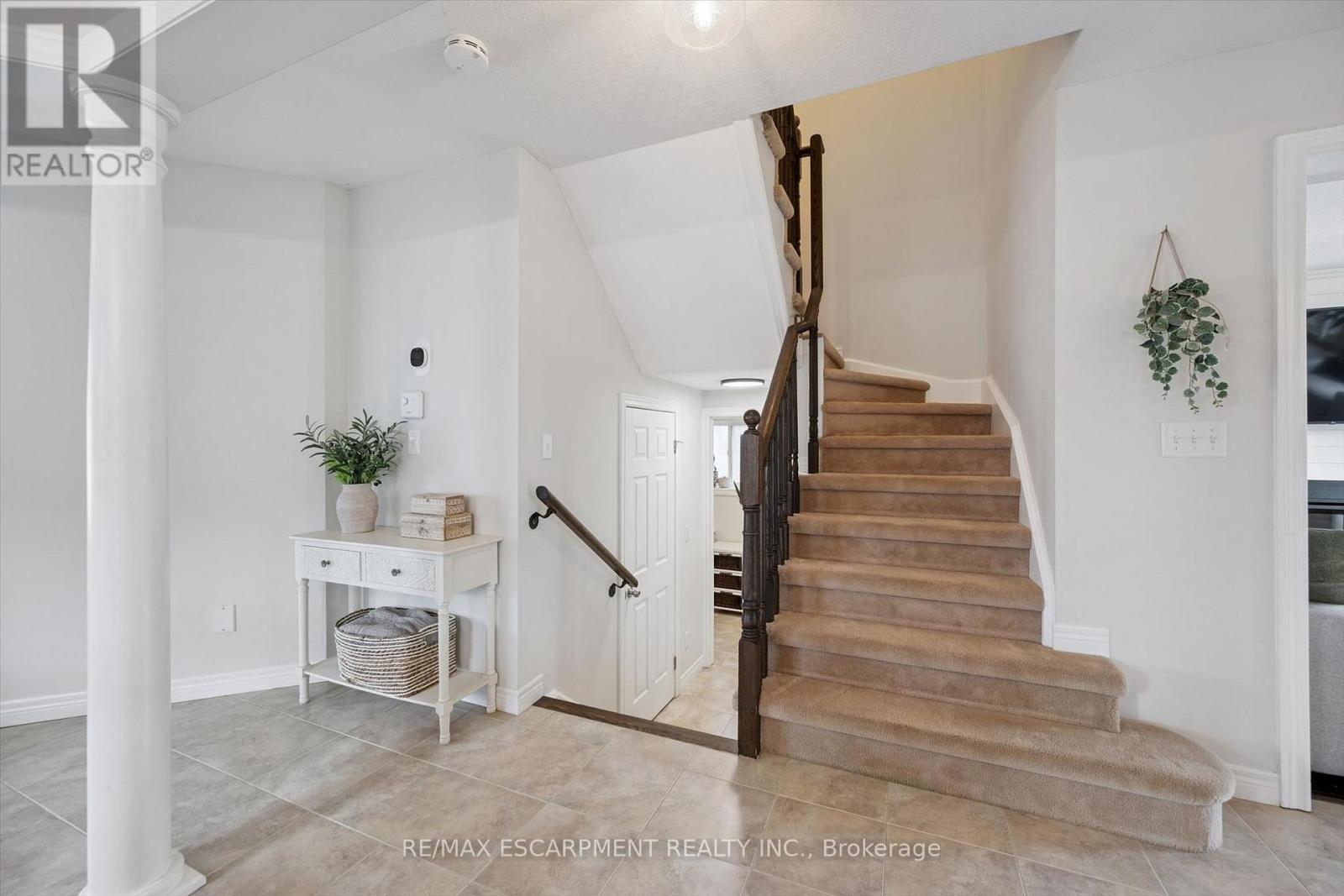 193 Hilltop Drive, North Dumfries, Ontario  N0B 1E0 - Photo 14 - X13722298