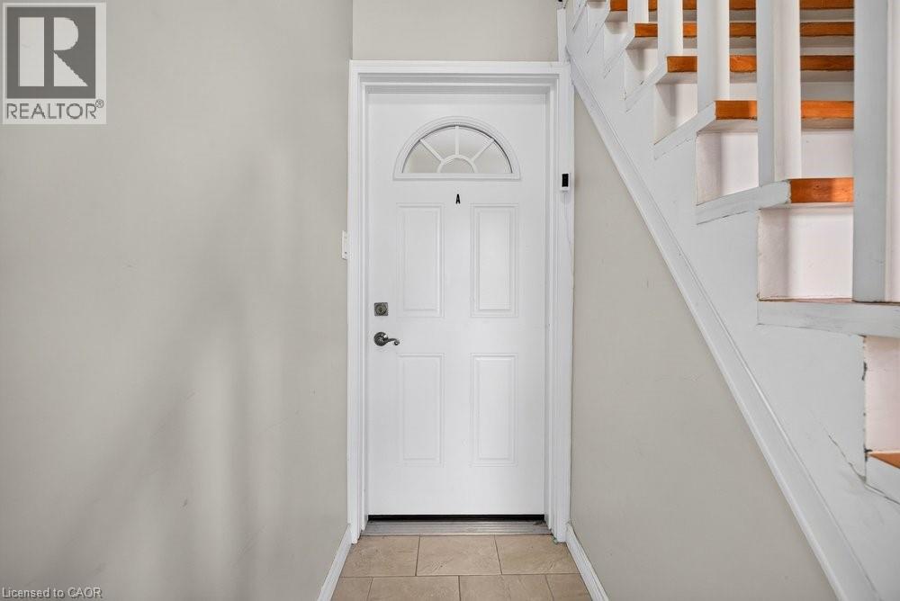 221 Grand River Avenue, Brantford, Ontario  N3T 4Y3 - Photo 5 - 40836866