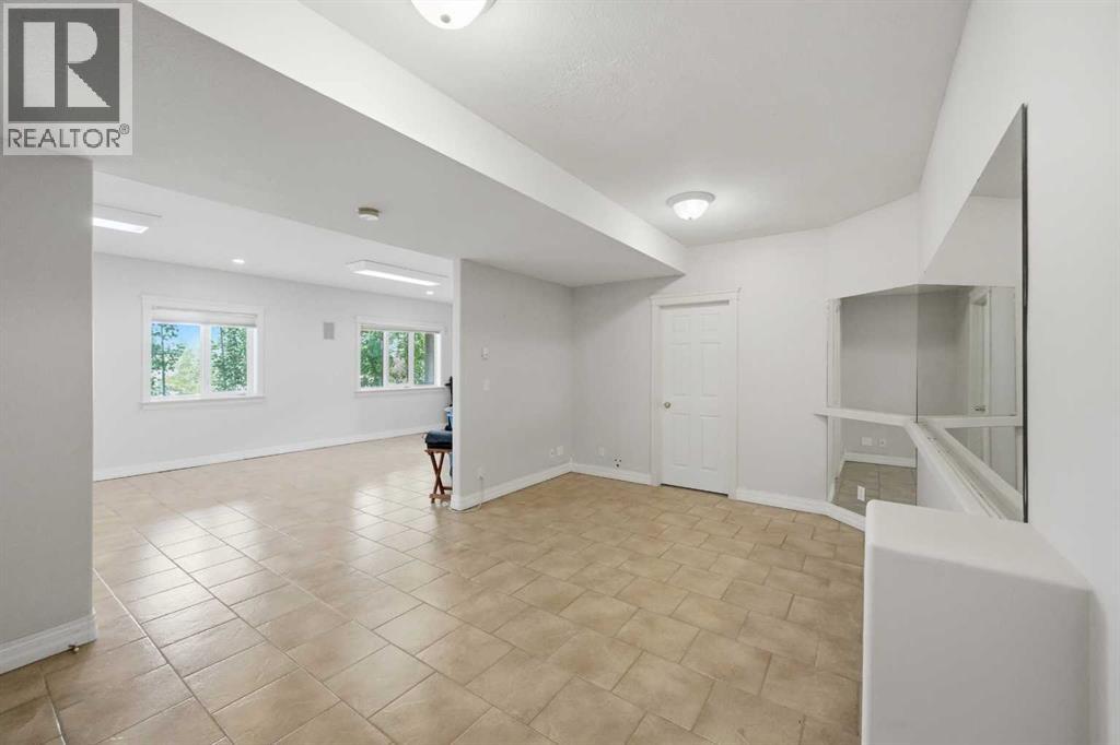 25 Ashmore Close, Red Deer, Alberta  T4R 2R7 - Photo 29 - A2337277