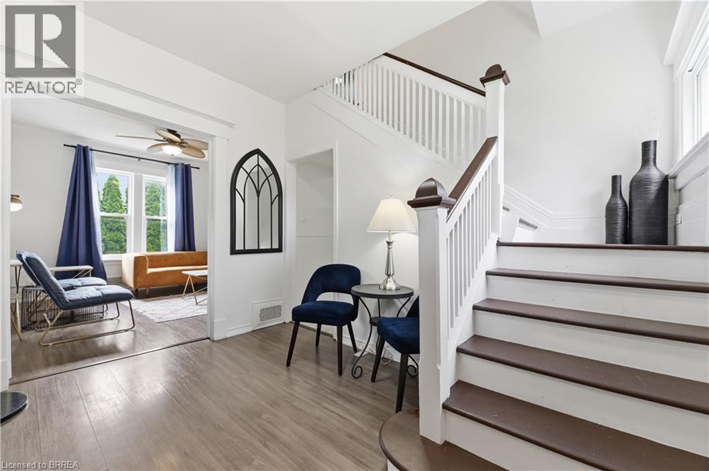 4924 Hunter Street, Niagara Falls, Ontario  L2G 3M6 - Photo 3 - 40859005