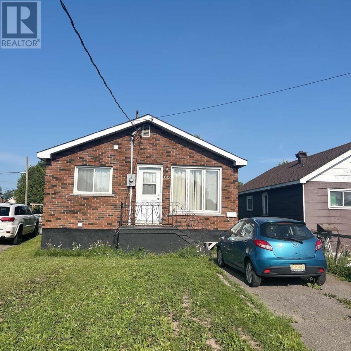 132 McFadden AVE