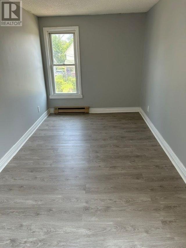 561 Sherbourne St, Sault Ste. Marie, Ontario  P6C 3X6 - Photo 3 - SM262361
