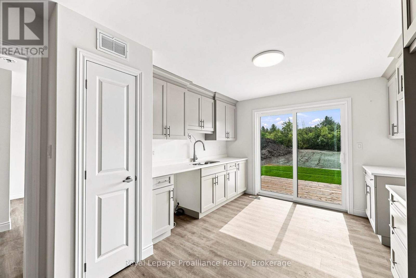 206 Homewood Avenue, Trent Hills, Ontario  K0L 1Y0 - Photo 6 - X13673872