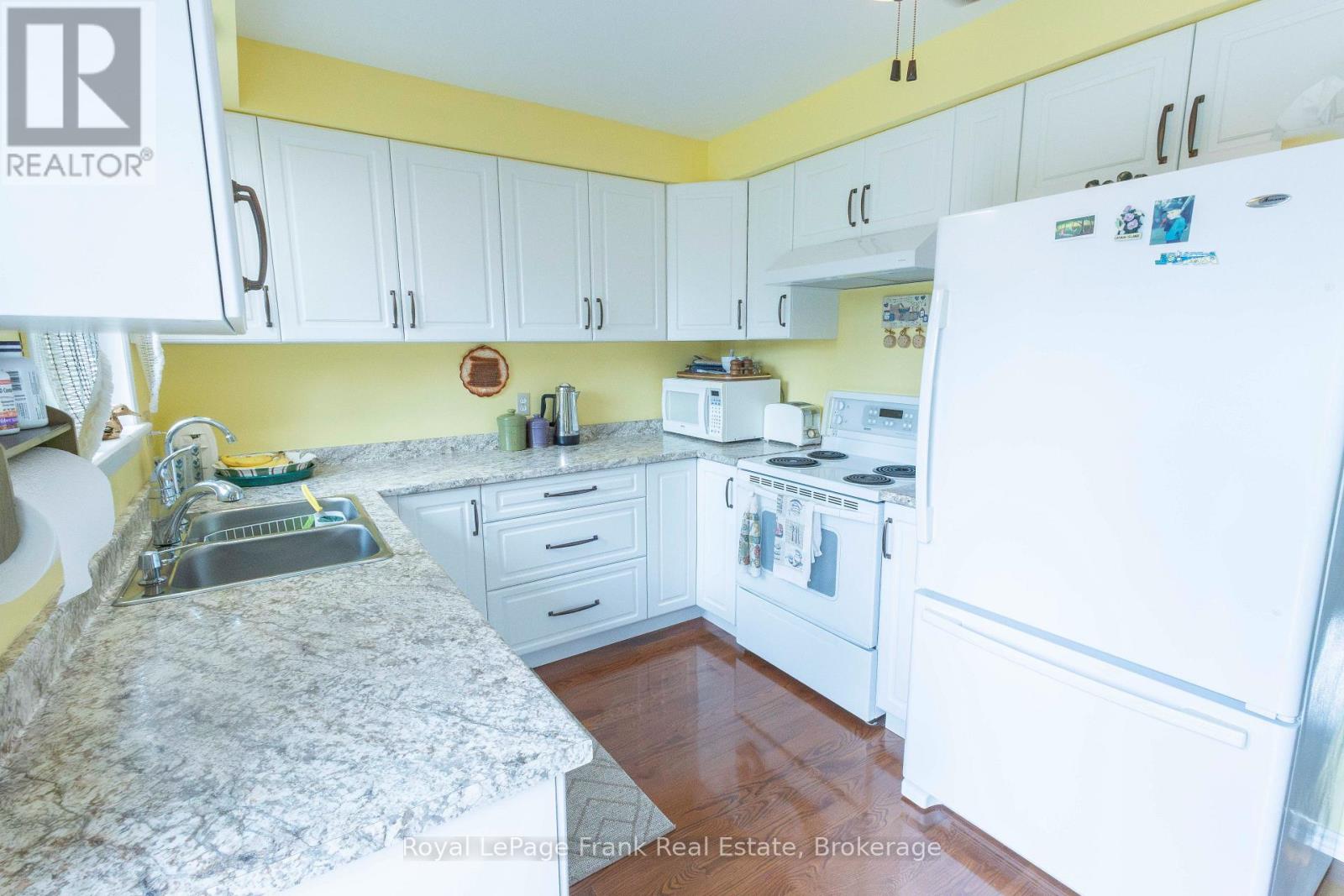378 Old Surrey Lane, Kawartha Lakes, Ontario  K0M 1A0 - Photo 15 - X13719308