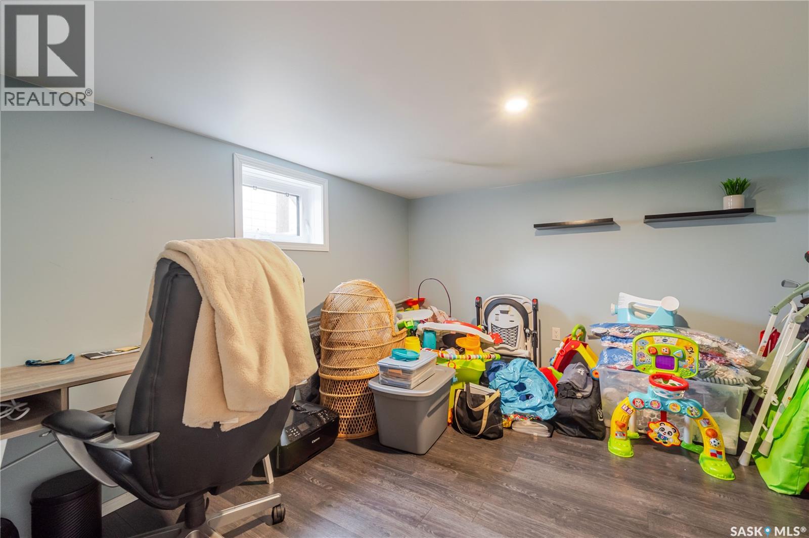 1048 11th Avenue Nw, Moose Jaw, Saskatchewan  S6H 4L5 - Photo 37 - SK046912