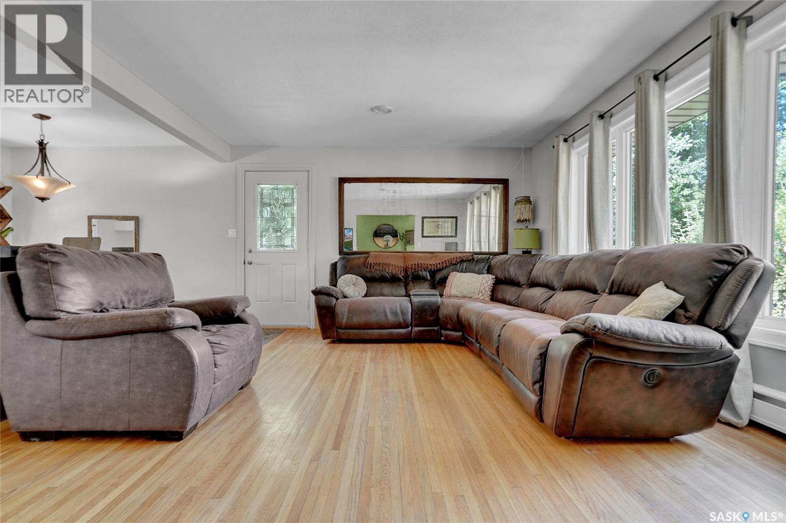 520 3rd Avenue E, Assiniboia, Saskatchewan  S0H 0B0 - Photo 6 - SK046838