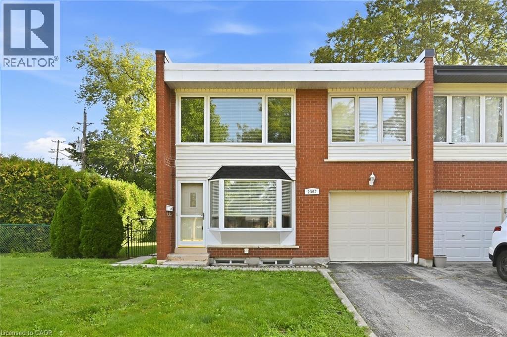 2367 MARYVALE Court, Burlington, Ontario