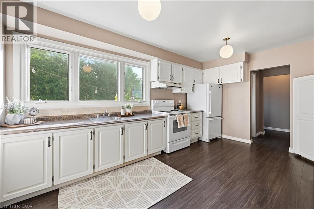 2367 Maryvale Court, Burlington, Ontario  L7P 2P1 - Photo 8 - 40842366
