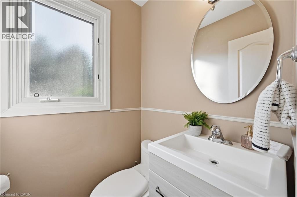 2367 Maryvale Court, Burlington, Ontario  L7P 2P1 - Photo 13 - 40842366