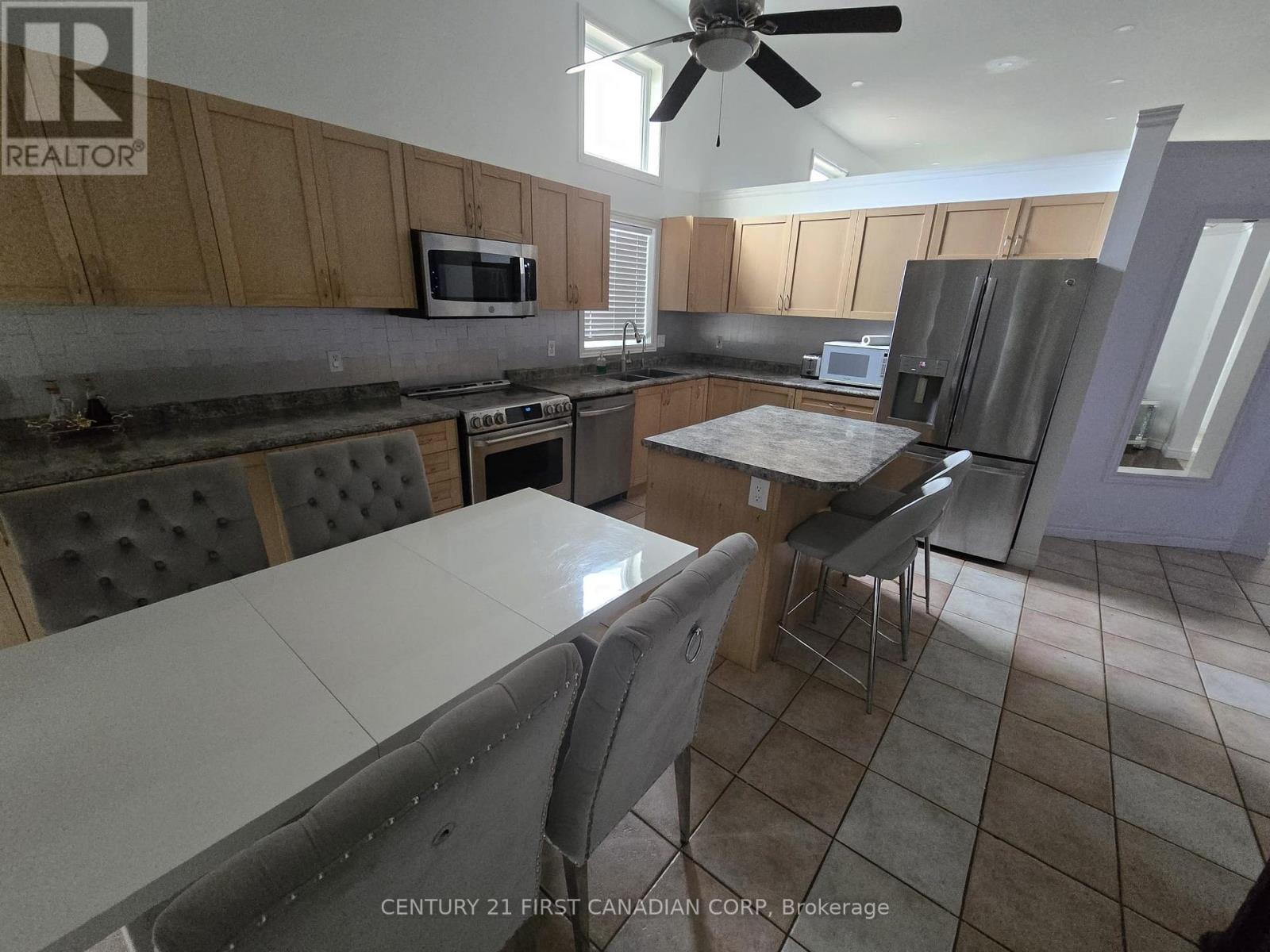 971 Fogerty Street Ne, London North, Ontario  N5X 4M2 - Photo 8 - X13722428