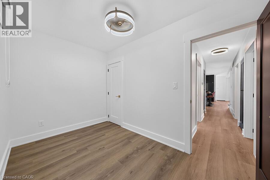 26 Parklands Drive, Hamilton, Ontario  L8K 4W7 - Photo 18 - 40853822