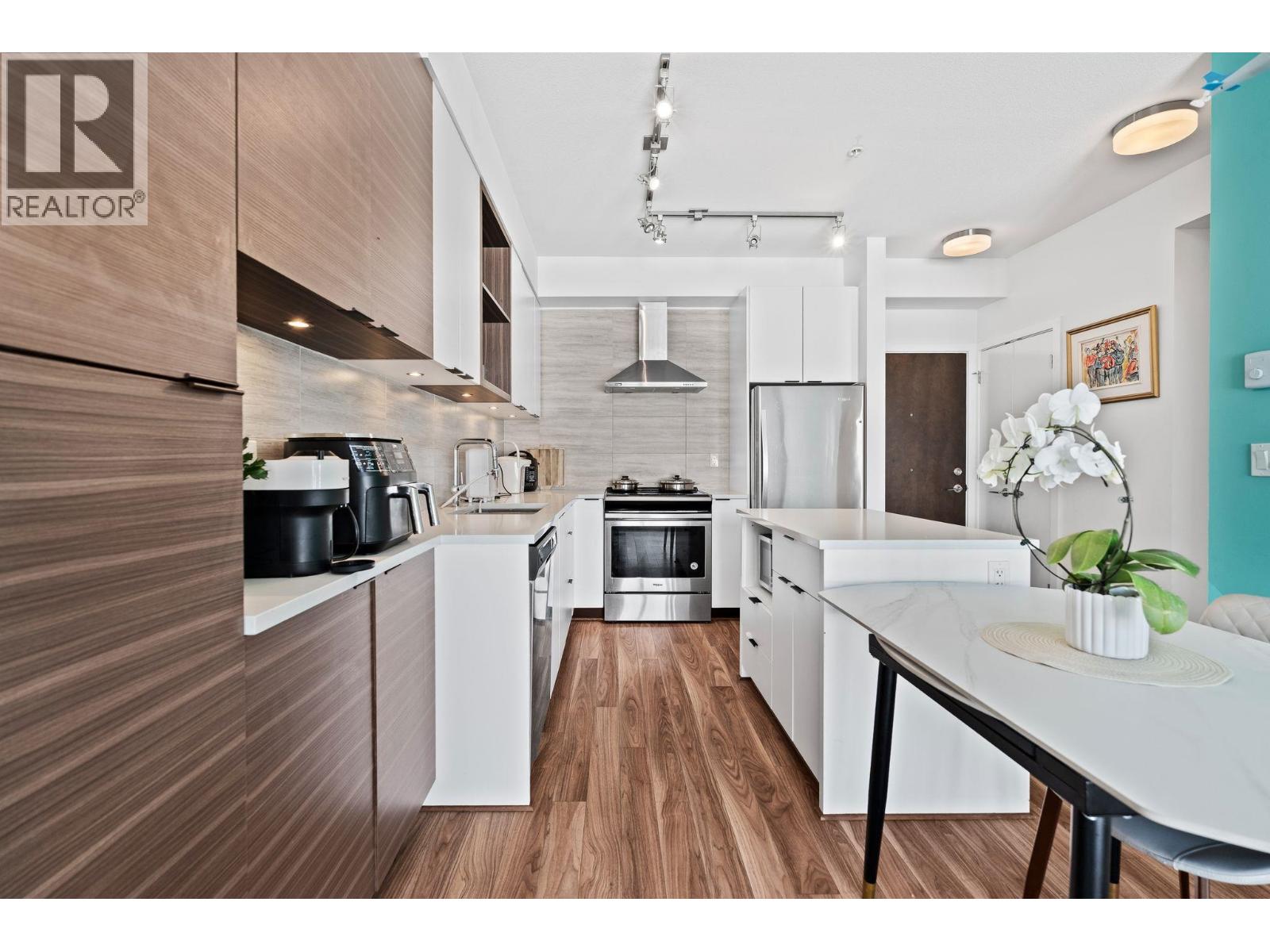 216 5355 Lane Street, Burnaby, British Columbia V5H 0H1 - Photo 10 - R3159605