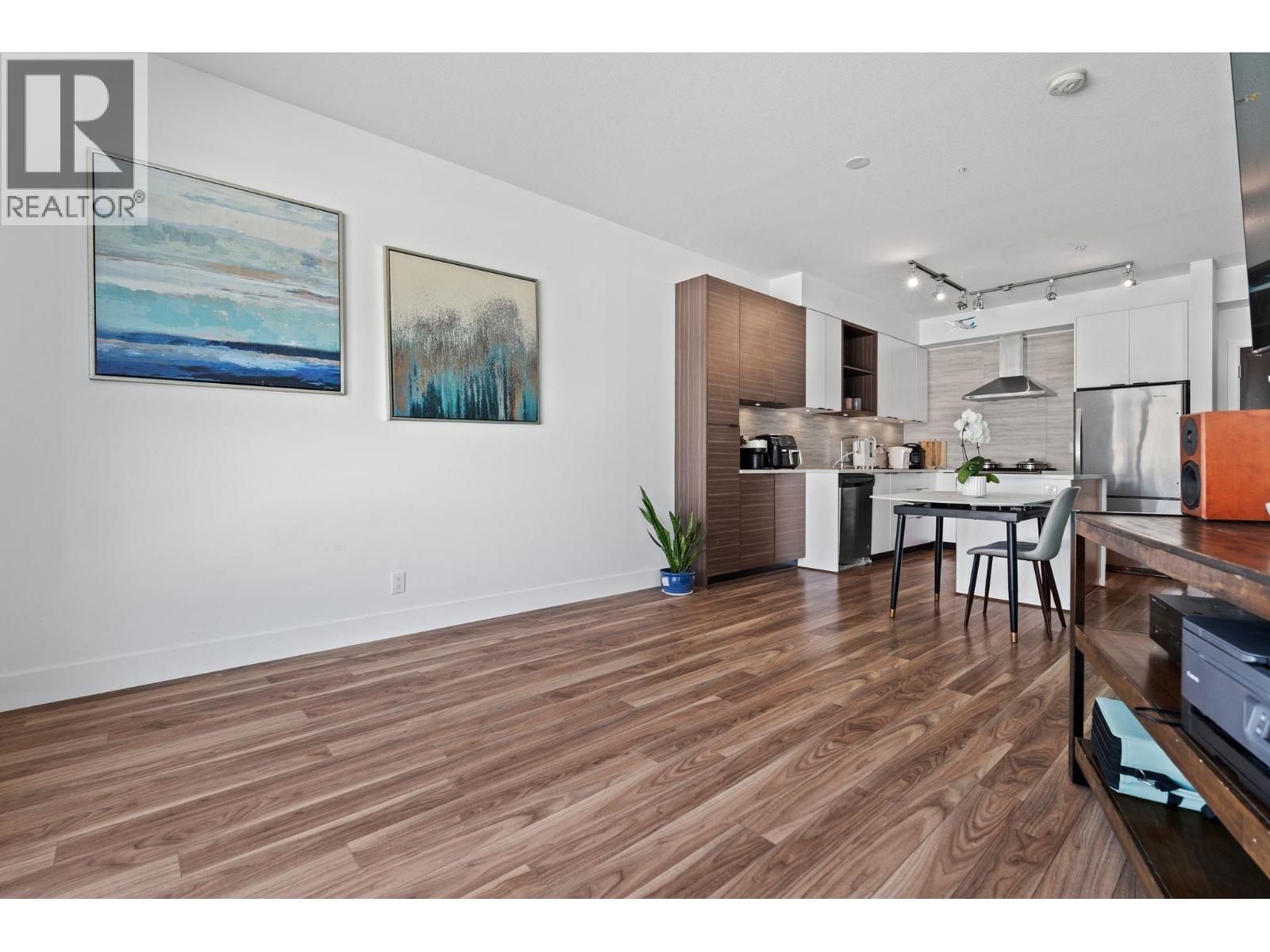 216 5355 Lane Street, Burnaby, British Columbia V5H 0H1 - Photo 4 - R3159605