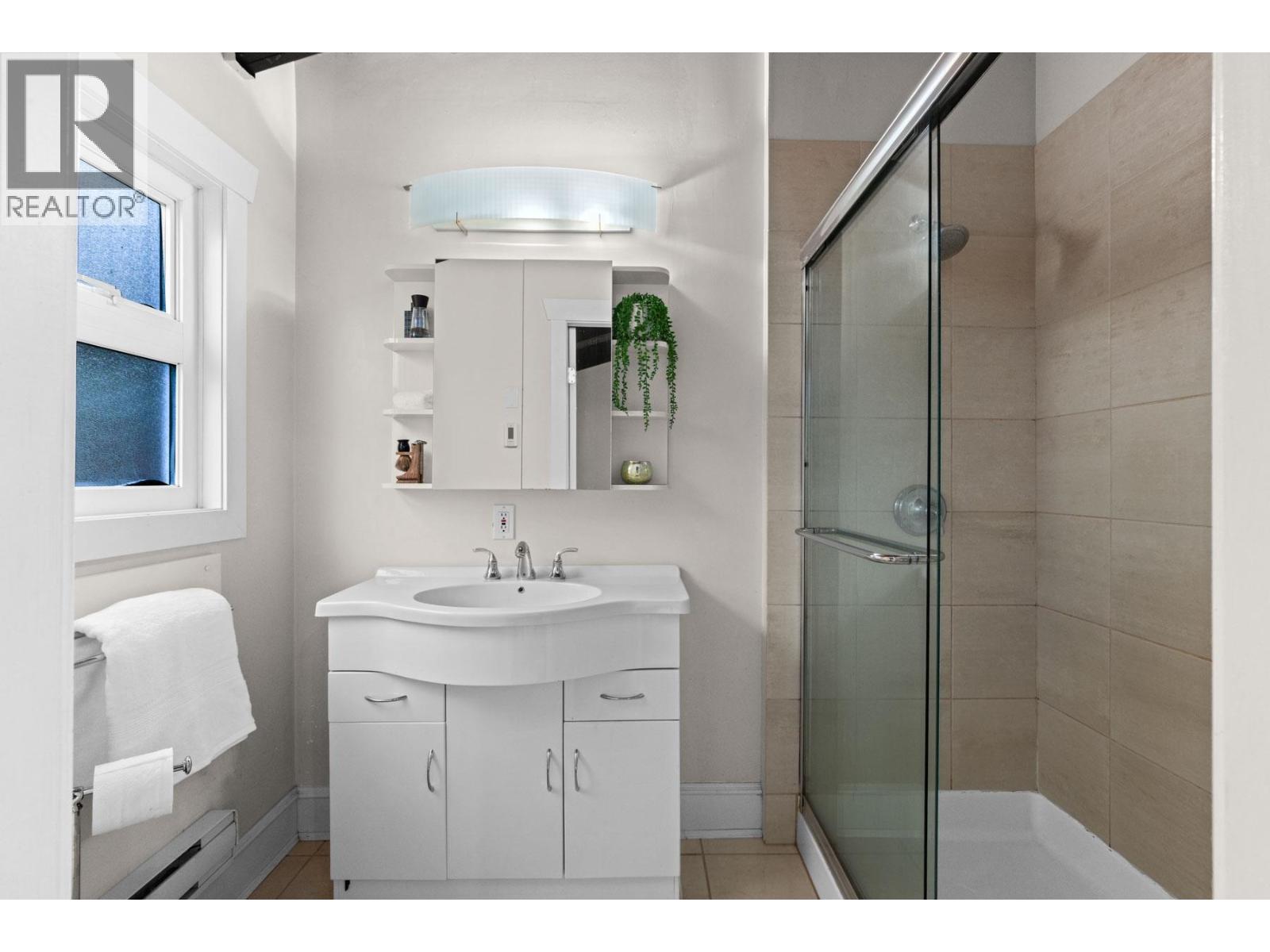 1208 Rosewood Crescent, North Vancouver, British Columbia  V7P 1H4 - Photo 21 - R3159606