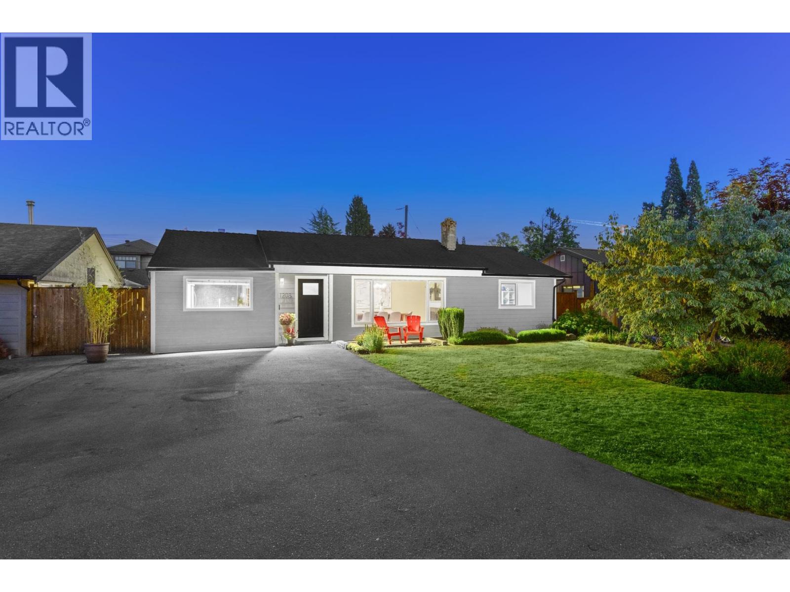 1208 Rosewood Crescent, North Vancouver, British Columbia  V7P 1H4 - Photo 26 - R3159606