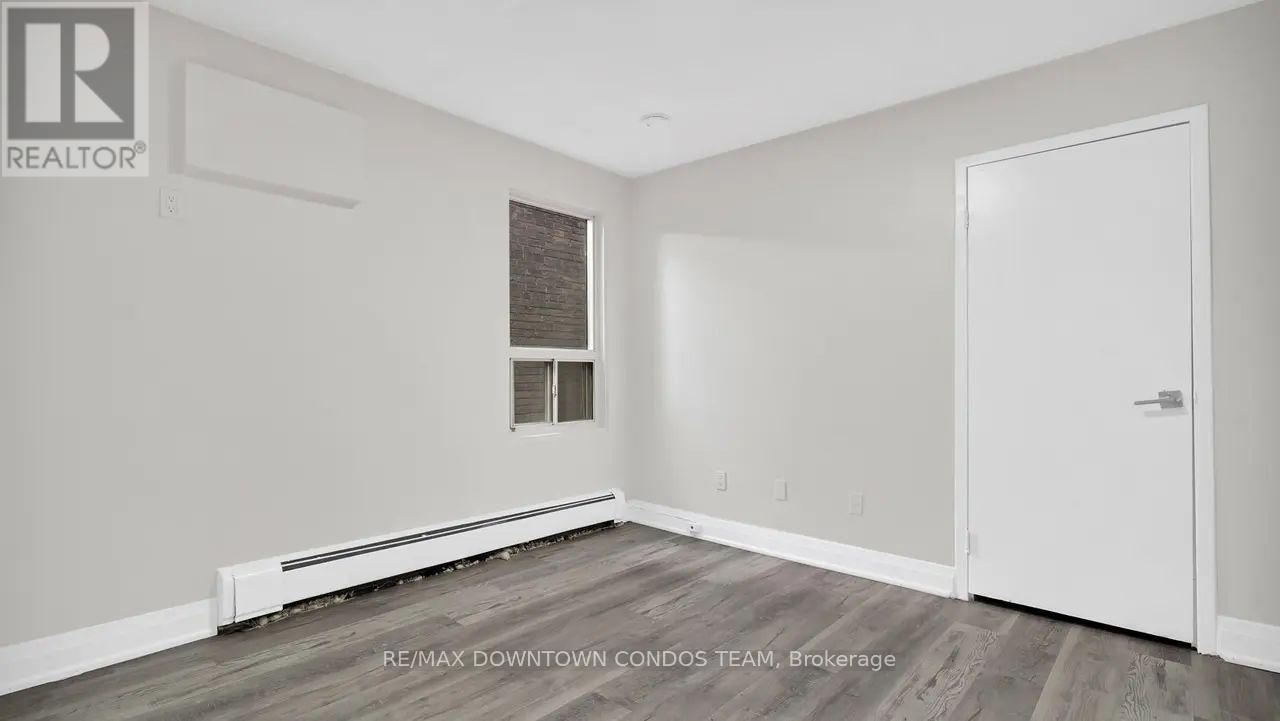 101 - 7 Thornburn Avenue, Toronto, Ontario M6K 1C4 - Photo 13 - W13719730