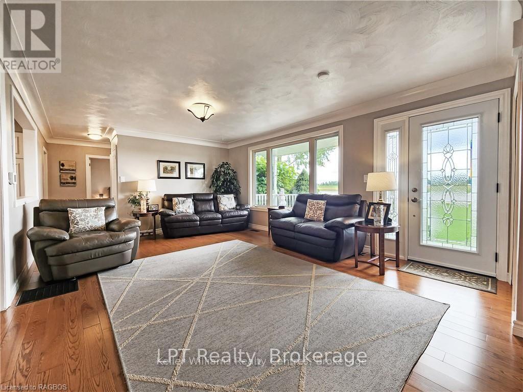 41456 Harriston Road, Morris Turnberry (Turnberry), Ontario  N0G 2W0 - Photo 9 - X13722462