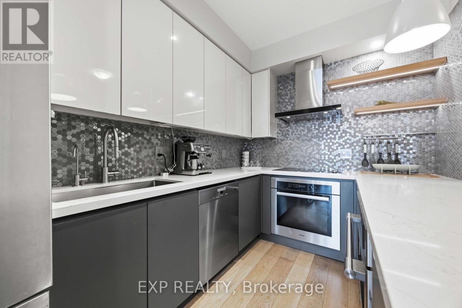 Th106 - 160 Vanderhoof Avenue, Toronto, Ontario  M4G 0B7 - Photo 8 - C13722390