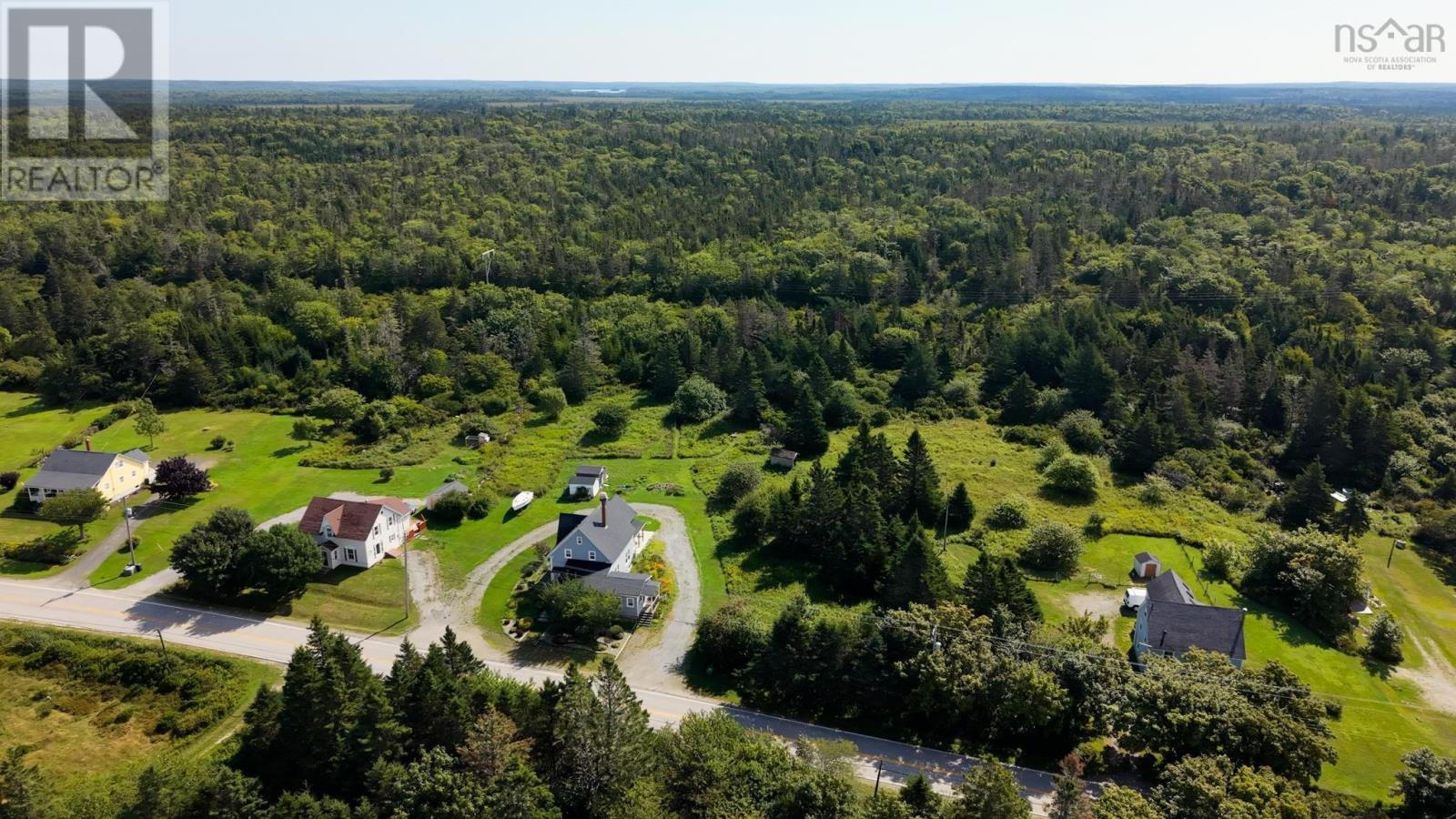 860 Highway 3, Middle East Pubnico, Nova Scotia  B0W 2A0 - Photo 2 - 202621639