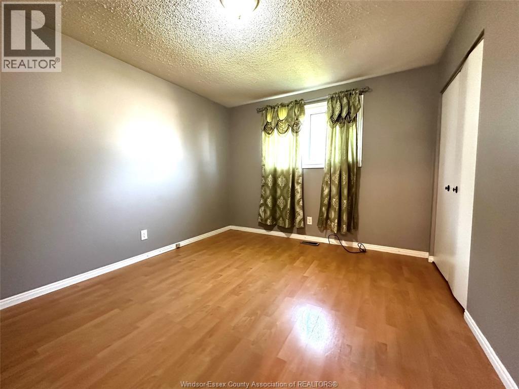 3217 Aurora, Windsor, Ontario  N8R 1Y9 - Photo 12 - 26020631
