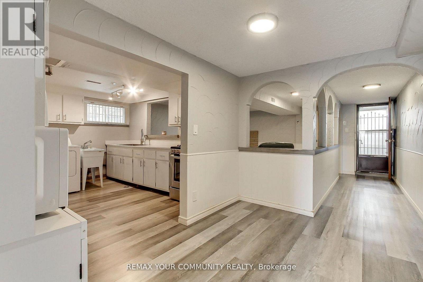 41a North Edgely Avenue, Toronto, Ontario  M1K 1T5 - Photo 24 - E13722378