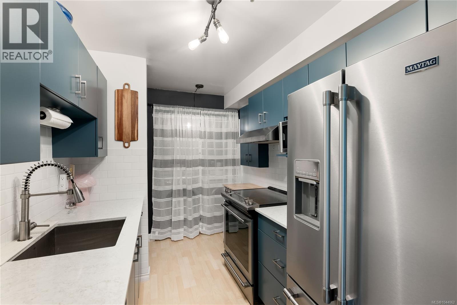 108 1241 Fairfield Rd, Victoria, British Columbia  V8V 3B3 - Photo 7 - 1044062
