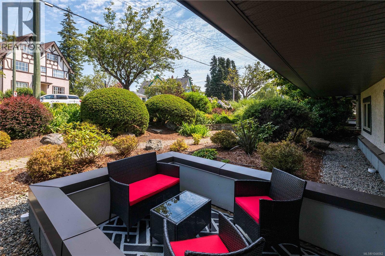 108 1241 Fairfield Rd, Victoria, British Columbia  V8V 3B3 - Photo 17 - 1044062