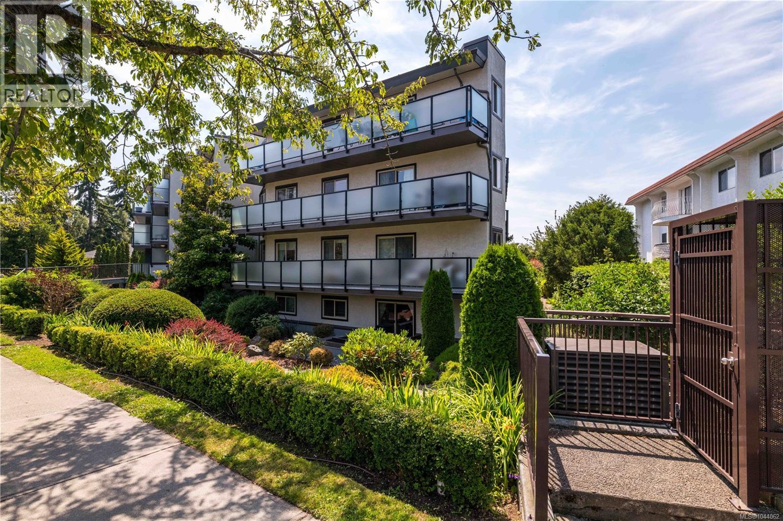 108 1241 Fairfield Rd, Victoria, British Columbia  V8V 3B3 - Photo 23 - 1044062