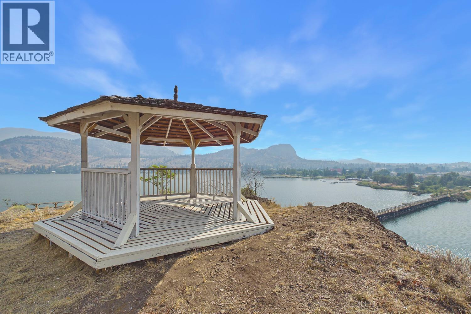 777 Highway 97, Okanagan Falls, British Columbia  V0H 1R0 - Photo 4 - 10399069