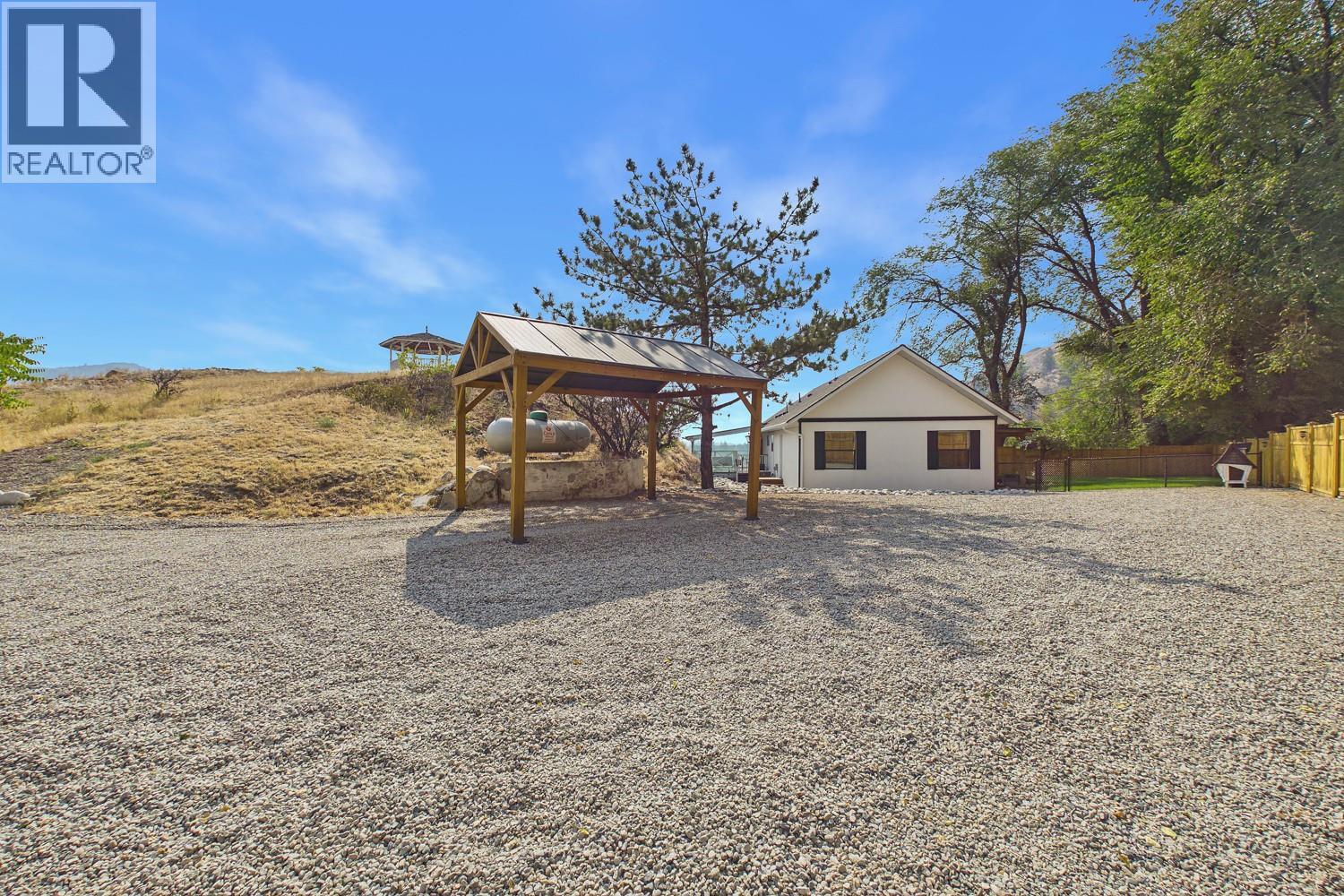 777 Highway 97, Okanagan Falls, British Columbia  V0H 1R0 - Photo 51 - 10399069